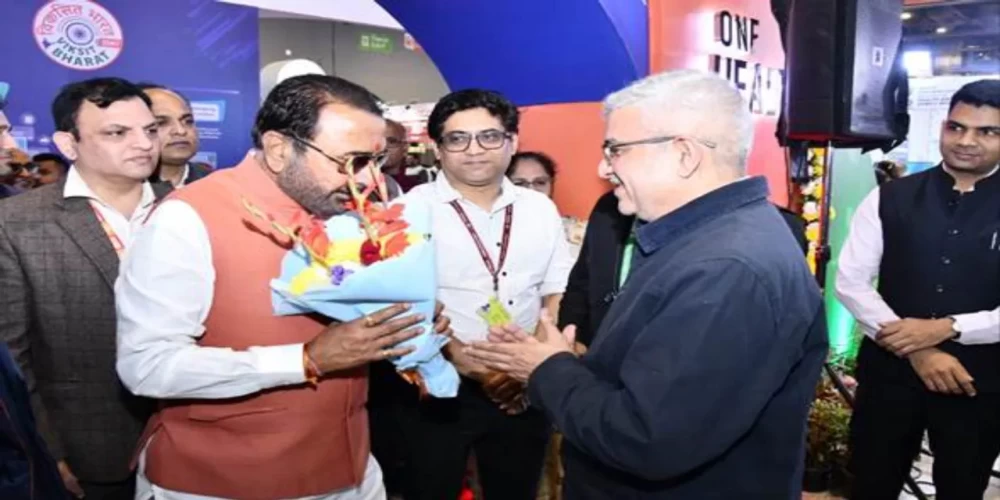 Ministry of Health and Family Welfare’s ‘One Health’ pavilion receives ‘Special Appreciation Medal’ at IITF 2024 Ministry of Health and Family Welfare’s ‘One Health’ pavilion receives ‘Special Appreciation Medal’ at IITF 2024